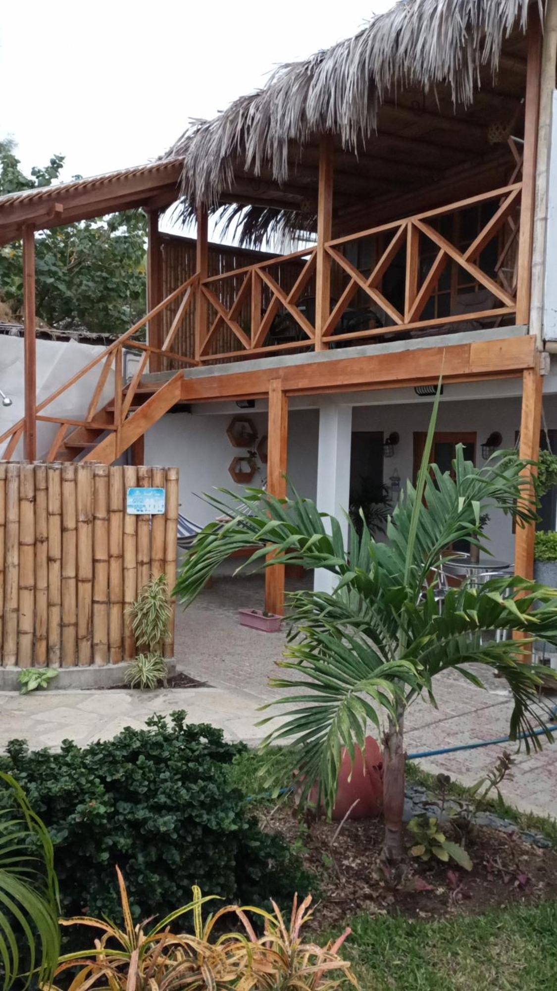 Costa Luna Aparthotel Vichayito Ngoại thất bức ảnh